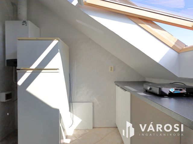 Tetőtéri terasz, francia hangulat Siófok szívében.