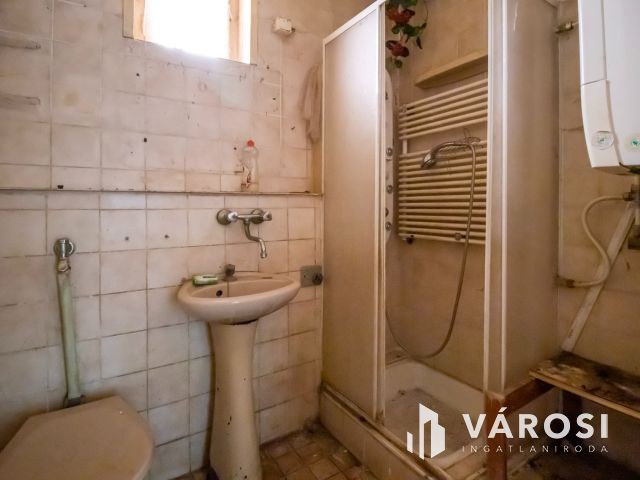 Kiváló lehetőség egy csendes utcában!